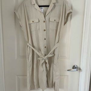Cream linen like old navy dress
